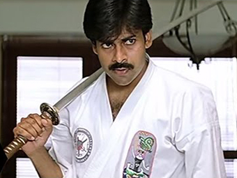 Pawan-Kalyan-sword-fight