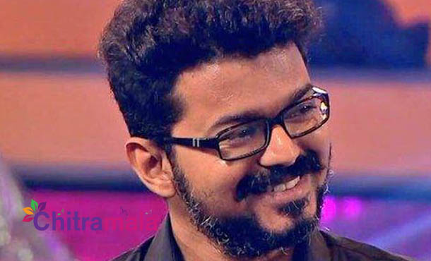 Vijay gifts gold coins to his film’s team