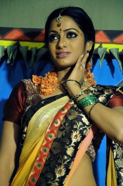 Udhayabhanu Sex Videos Download - Anchor Udaya Bhanu Pics
