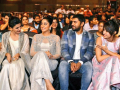 Celebs at Filmfare Awards 2017 Photo (13)