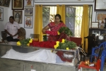 divyavani-pay-tribute-to-bapu-photos