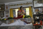 rajyalakshmi-pay-tribute-to-bapu-photos