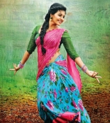 anjali-photos-in-geethanjali-2014-movie