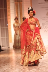 indian-bridal-fashion-week-2013-photogallery-13