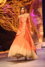 indian-bridal-fashion-week-2013-photogallery-18