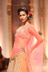 indian-bridal-fashion-week-2013-photogallery-22