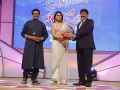 Shriya-at-Santosham-2015-Awards