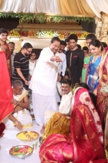 kaikala-sathyanarayana-at-sivaji-raja-daughter-wedding