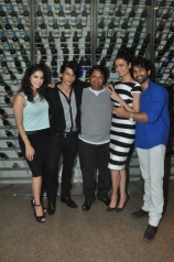 sunny-leone-parties-with-colleagues