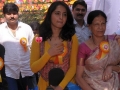 Anushka-Shetty-With-Her-Mother