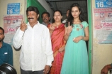 nandamuri-balakrishna-family-showing-inked-fingers-after-voting