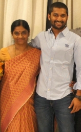 nani-with-his-mother