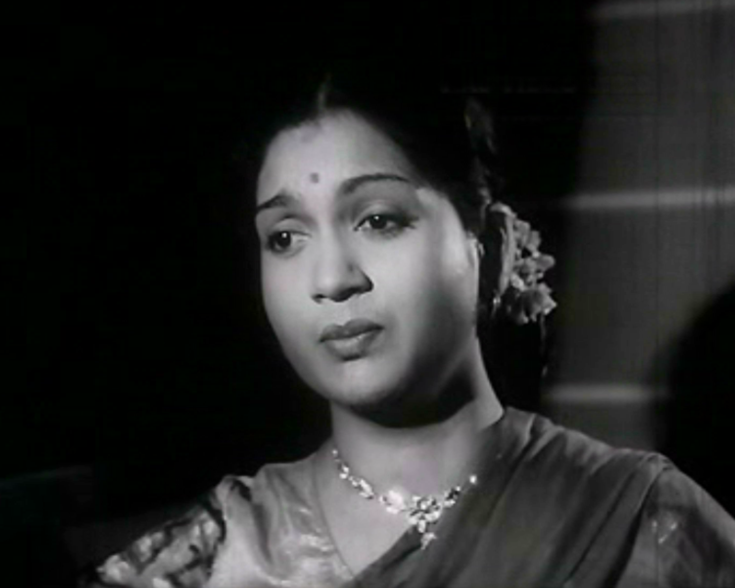 Anjali devi as housewife