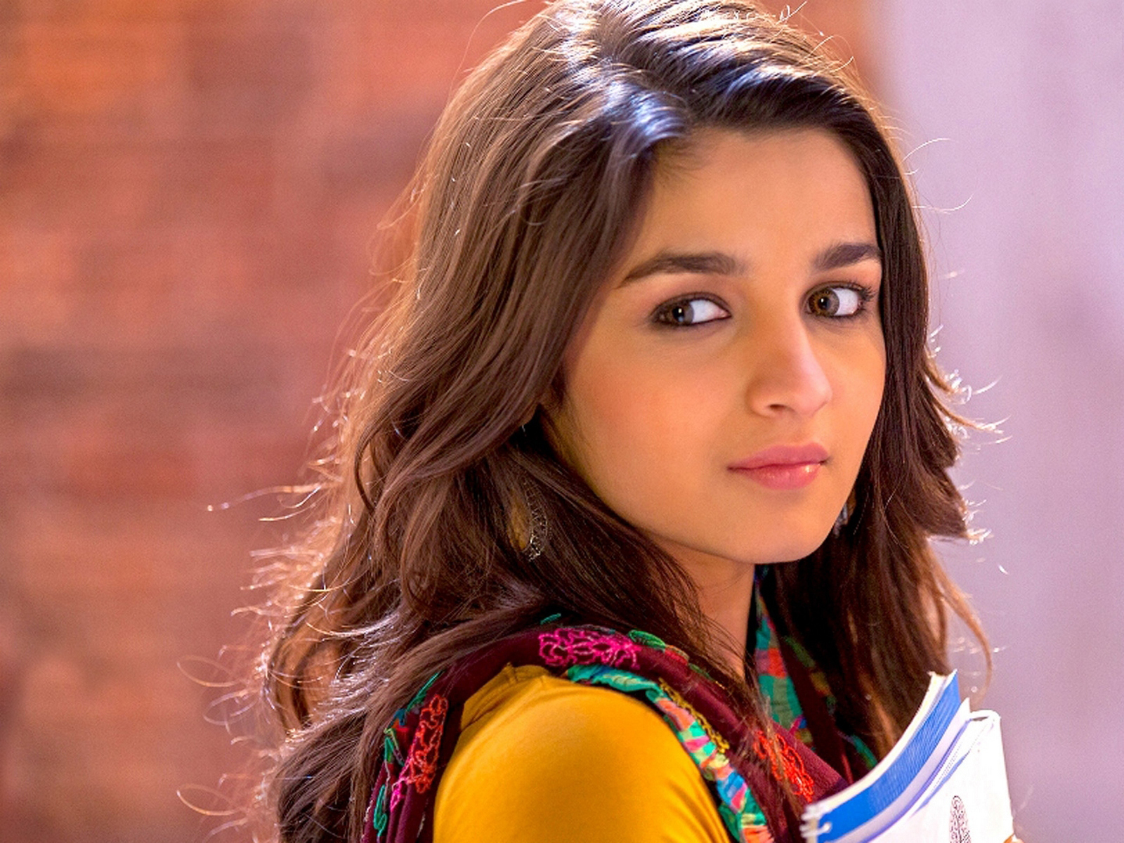 Alia Bhatt sweating it out for the Kisses