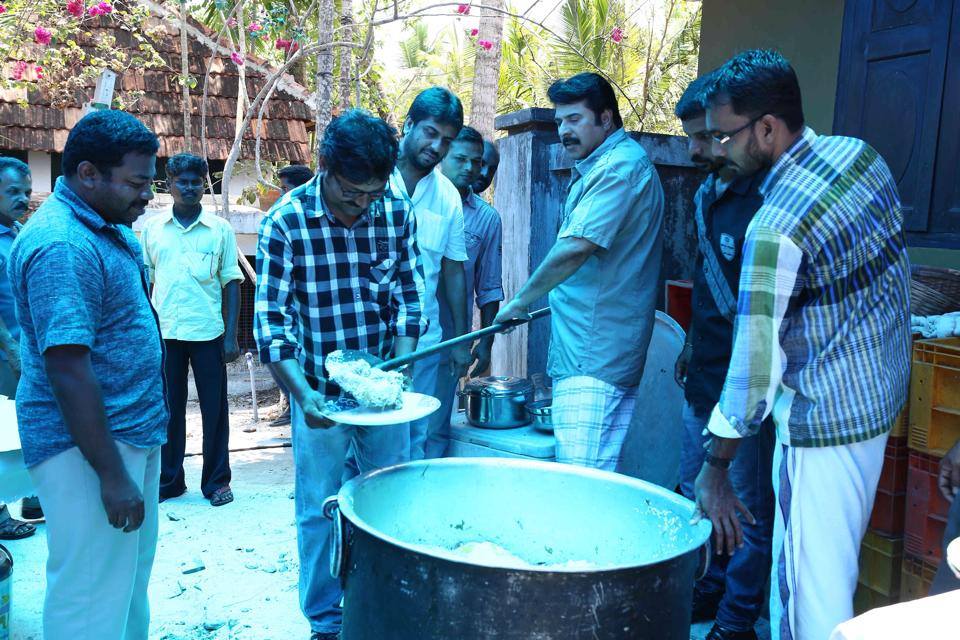 mammootty cooks for the crew