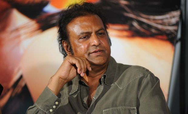 Mohan Babu escapes from Accident