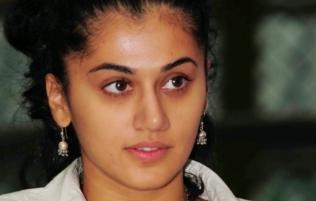 Tapsee Bollywood