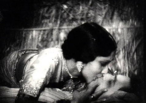 Devika Rani and Himasnhu Rai Kiss Scene