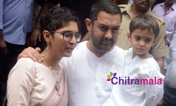 Birthday Gift to Aamir Khan From His Son