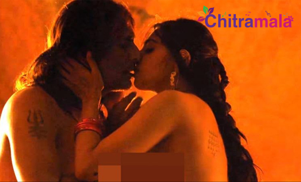 Radhika Apte Nude Scene Leaked