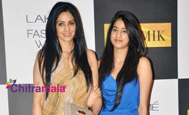 Sridevi with her daughter Jhanvi