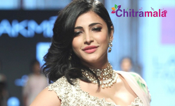 Shruti Hassan Comments on Heroines