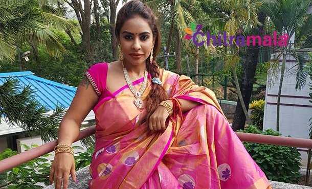 Sri Reddy Comments on Tollywood Actors