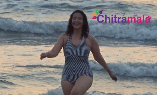 Manisha Koirala Bikini